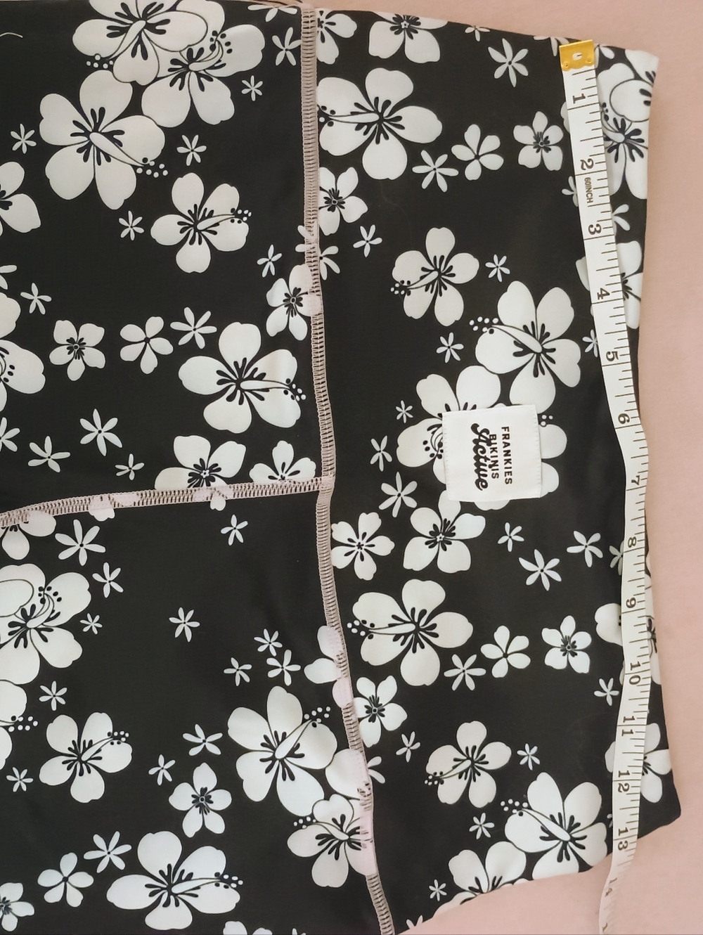 Frankie's Bikinis Active High-Waist Floral Print Leggings in Black NWT Large - Picture 7 of 9